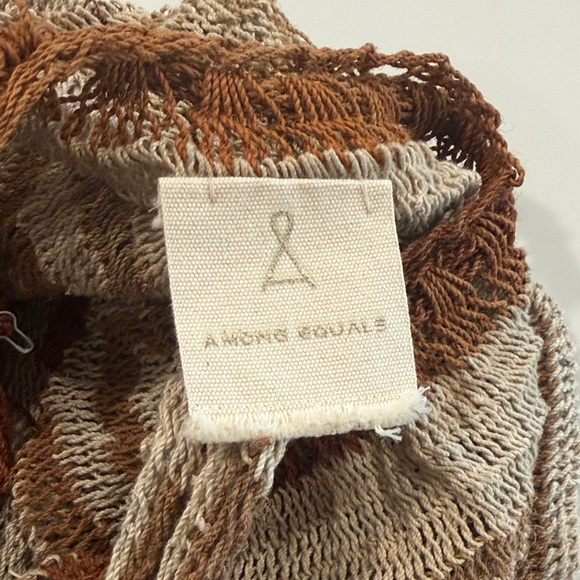 Among Equals Sepik Bag Papa New Guinea Handcrafted - Picture 4 of 8